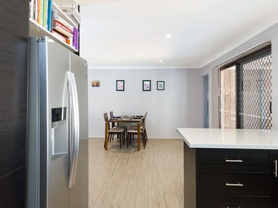 7 St John Grove, Hannans