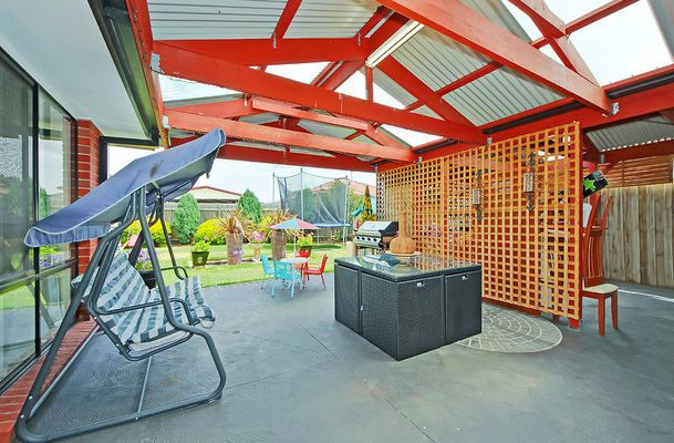 6 Athol Avenue, Roxburgh Park