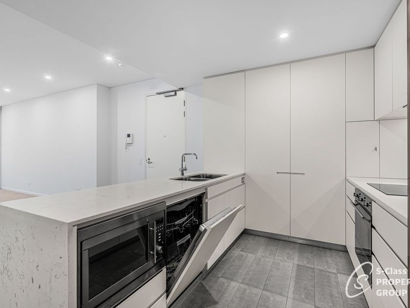 213 / 8 Moreau Parade, East Perth