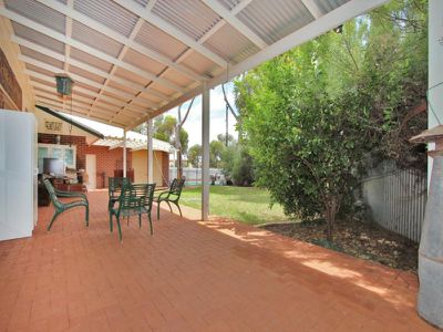 18 Riverina Way, Kalgoorlie