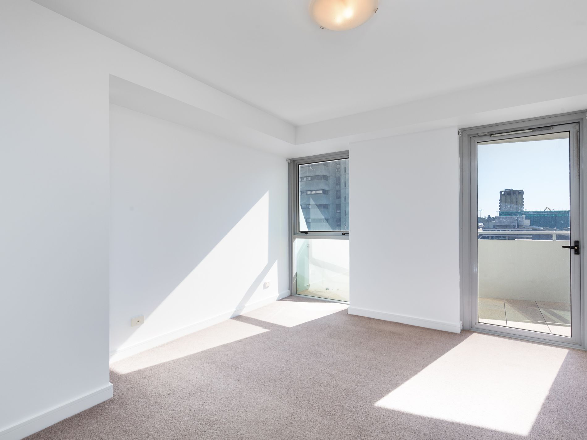 906 / 79-81 Berry Street, North Sydney
