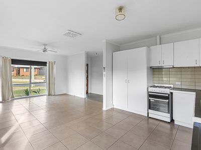 7 Martindale Crescent, Seymour