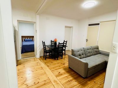 2B Woodmere Avenue, Mitchell Park