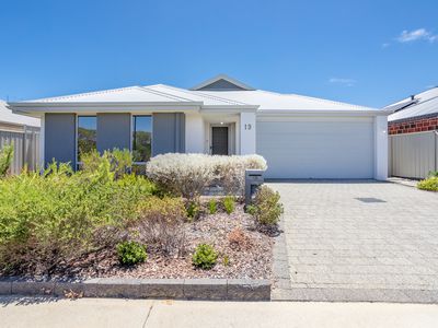 19 Westland Way, Hilbert