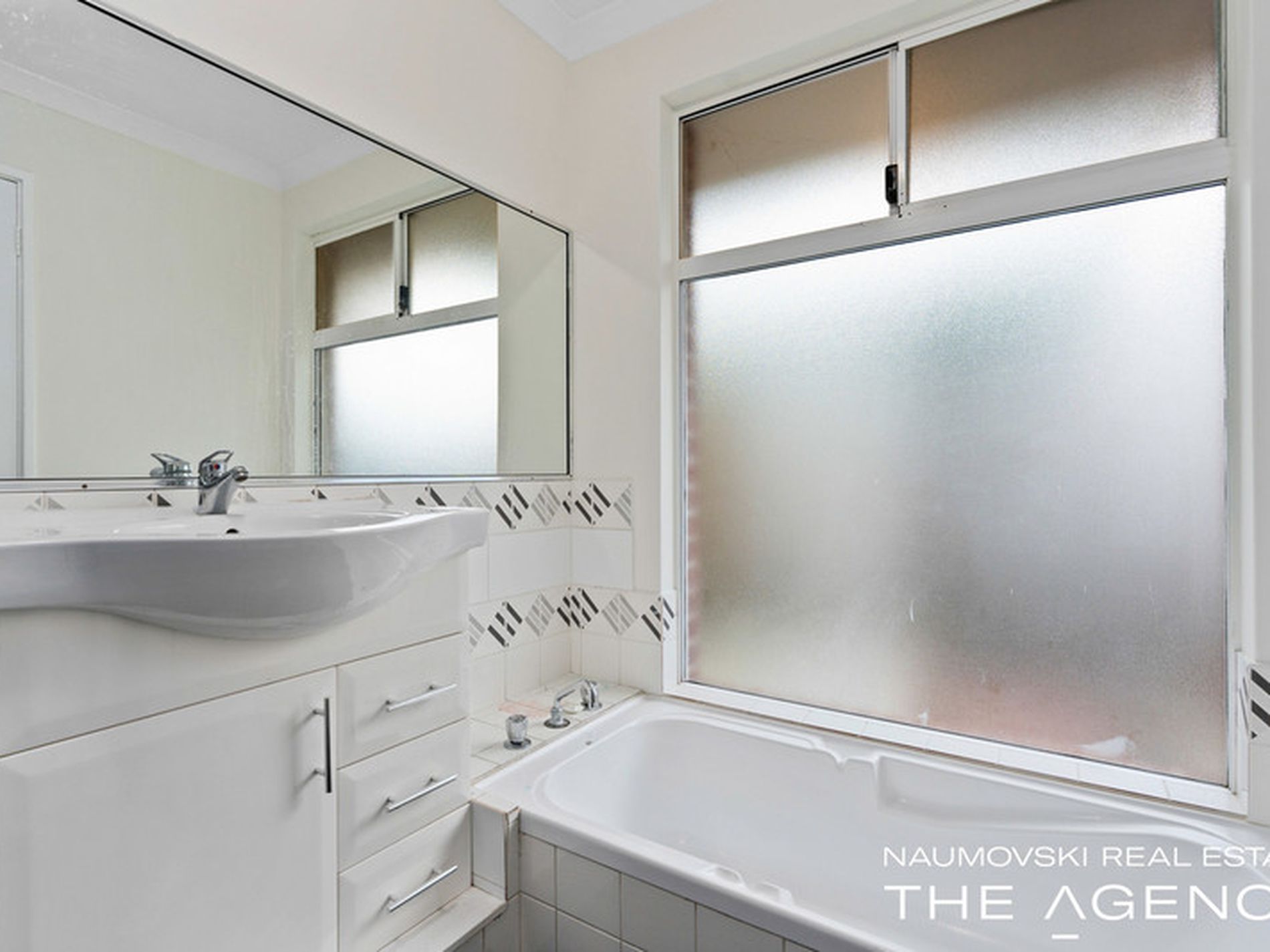 20 Claredon Court, Alexander Heights