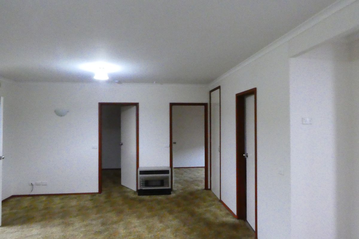 2 / 27 Fenaughty Street, Kyabram