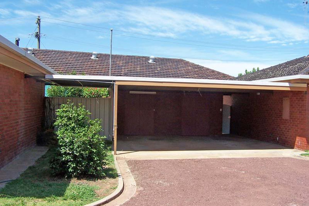 1 / 22 Lake Road, Kyabram