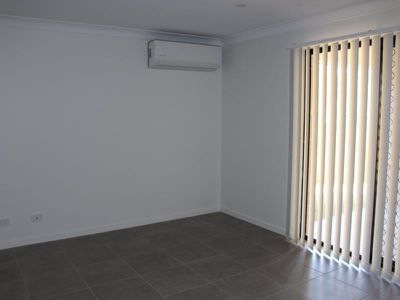 2 / 57 Bradnam Way, Urangan