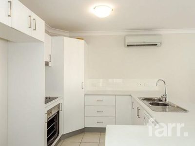10 / 1 French Street, South Gladstone
