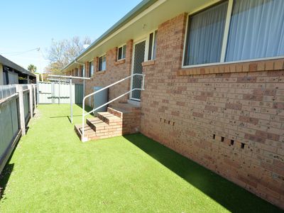 1-3 / 22 Barton Street, Parkes