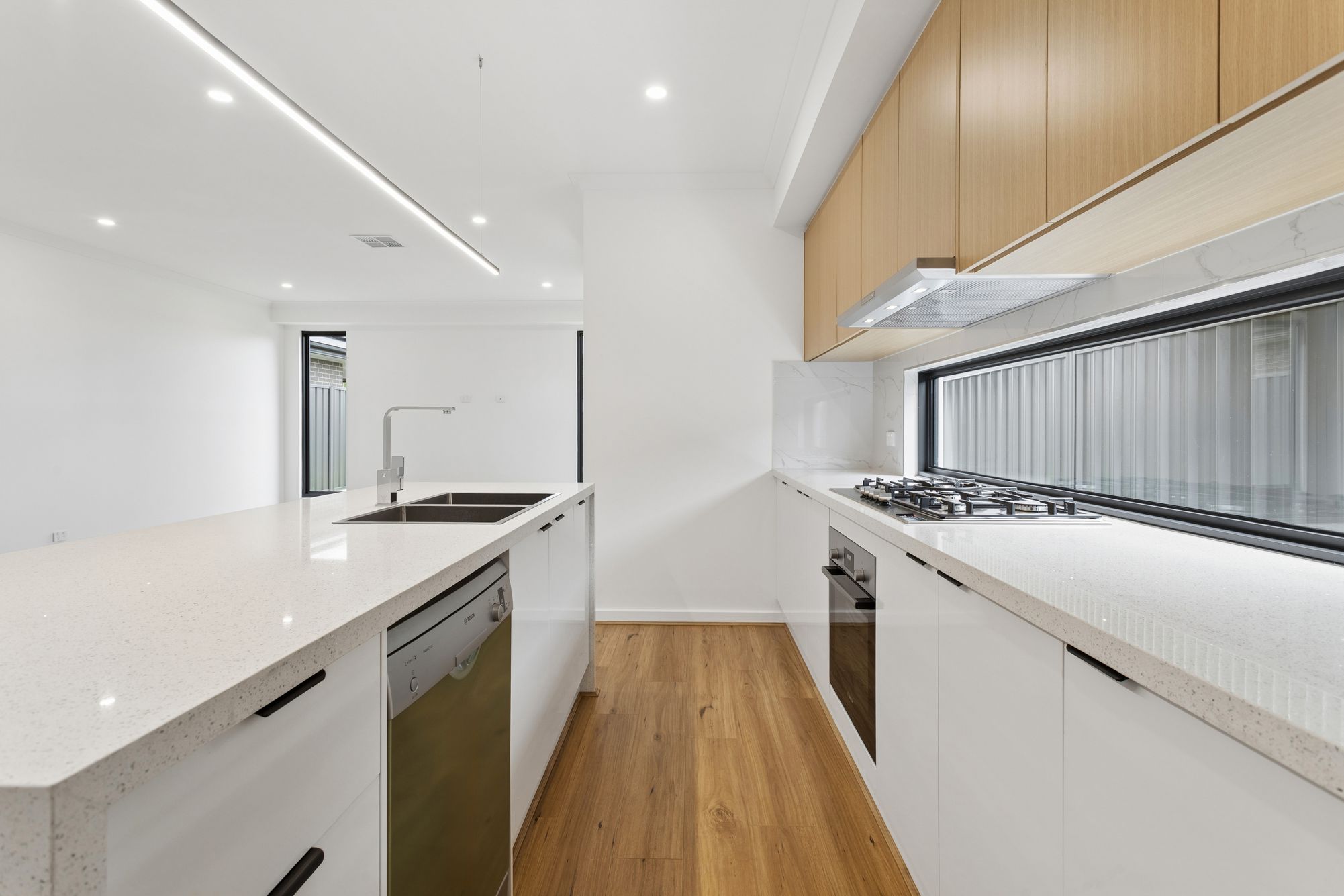 32B Avenue Road, Paradise