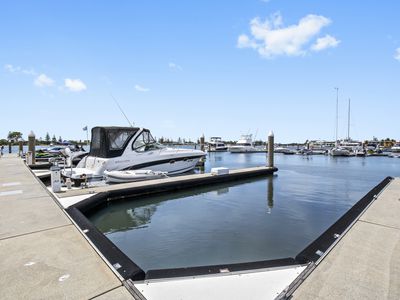 31306 / 2 Ephraim Island Bridge, Paradise Point