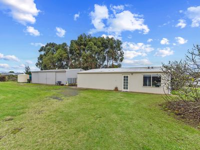 21 Mount Percy Road, Compton