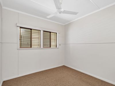 120 Mcleod Street, Cairns City
