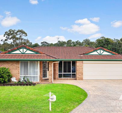 9 Errol Flynn Court, Parkwood