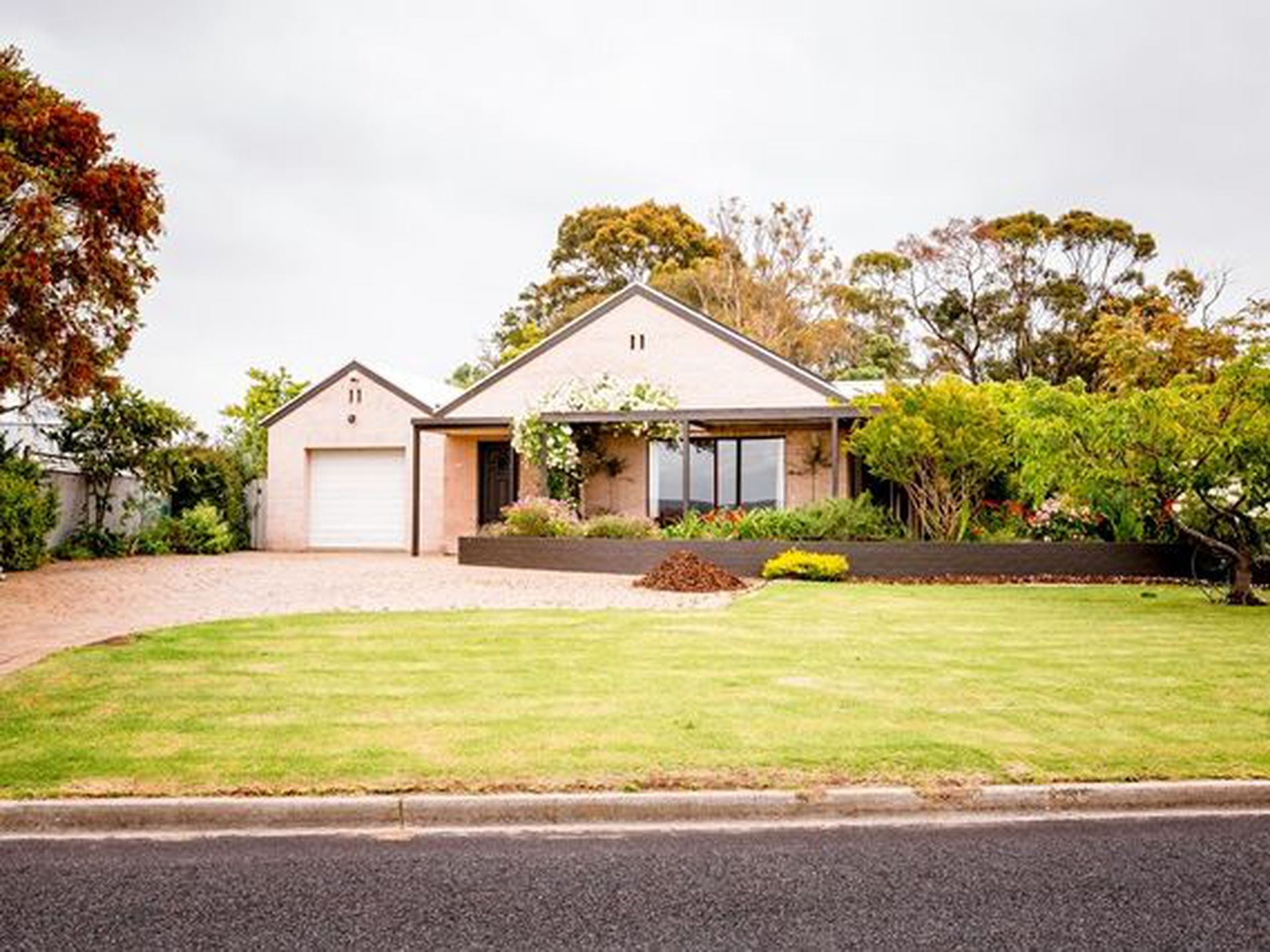 40 Monash Terrace, Millicent