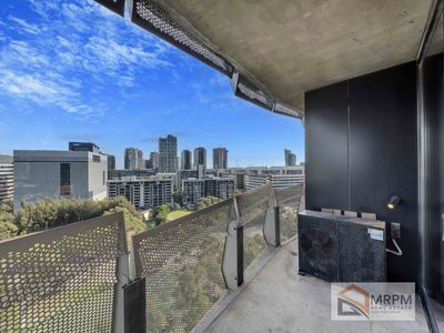 1301 / 8 Waterview Walk, Docklands