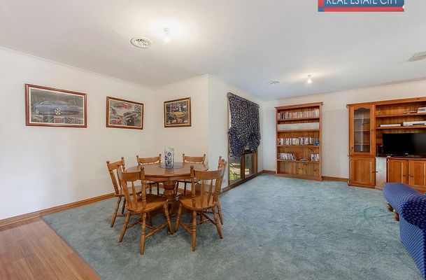 5 Sorbonne Drive, Sunbury