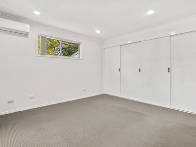 2 Wendy Court, Rochedale South