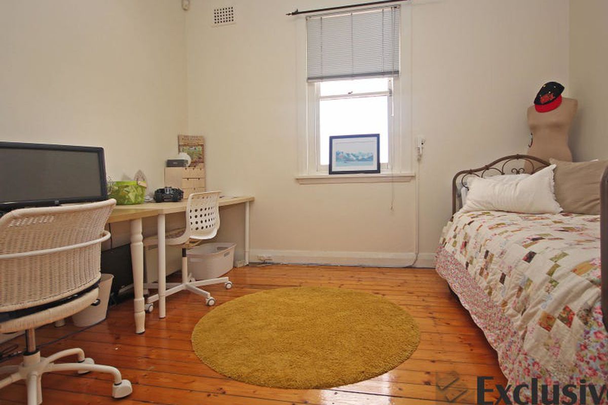1 / 296 Lyons Road, Five Dock