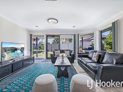 14 Dairyfarm Terrace, Hampton Park