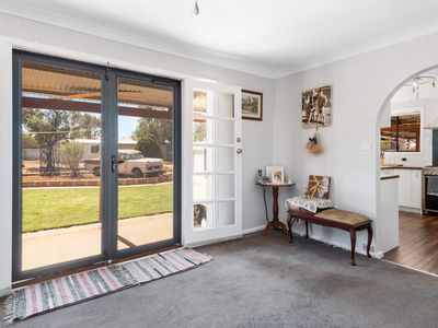 3 Gatacre Drive, Somerville