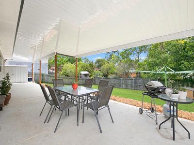 14 Quantock Court, Rochedale South