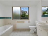 9 / 100 Bordeaux St, Eight Mile Plains