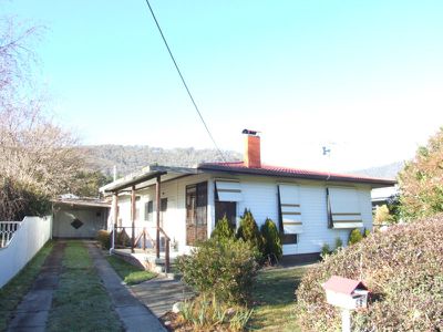68 Lakeside Avnenue, Mount Beauty