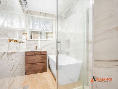 44 Angus Street, Hadfield