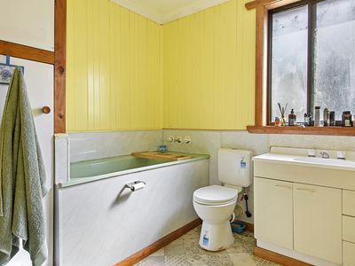 211 Back Line Road, Forest