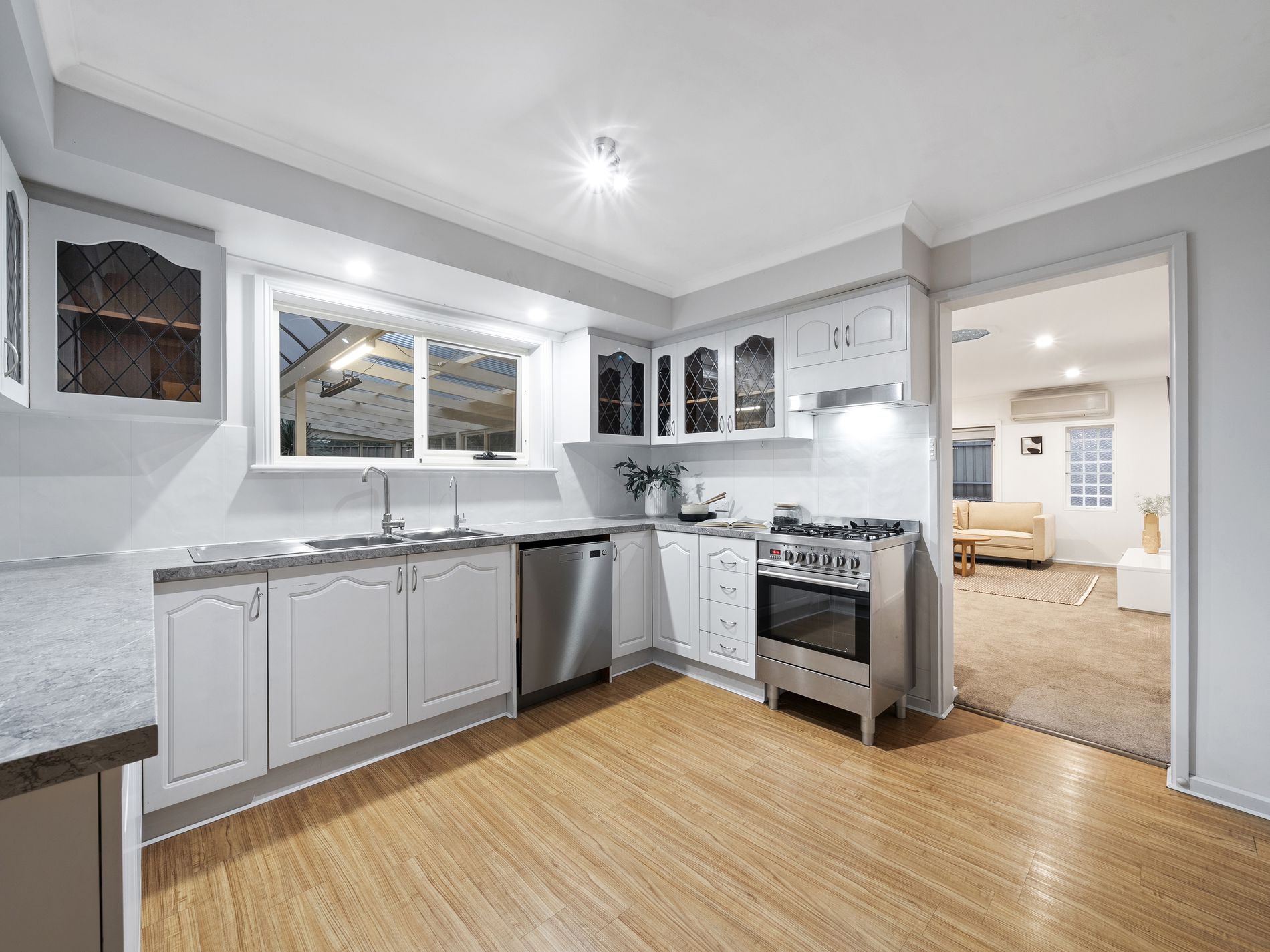 10 BUCHAN AVENUE, Beaumont