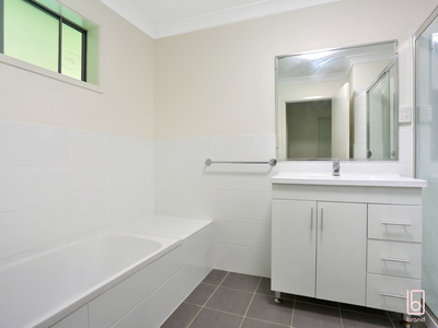 8 / 8 Stockton Street, Morisset