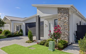 99 / 25 Banya Avenue, Nirimba