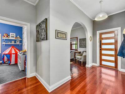 213 Commercial Street West, Mount Gambier