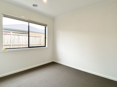 123 Palmdale Crescent, Mambourin