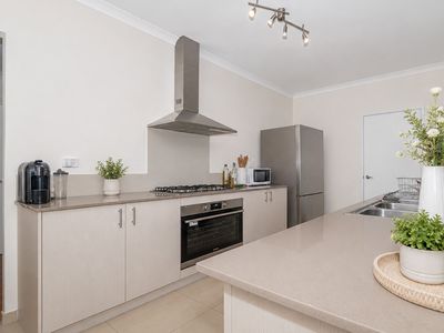 27 Neilson Street, Hammond Park