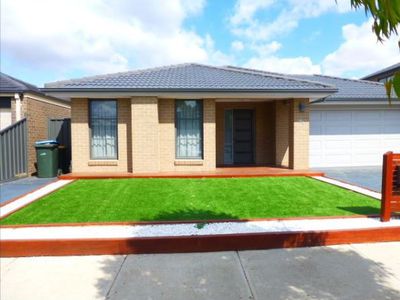 86 Emperor Parade, Tarneit