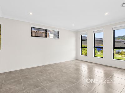15 Narooma Street, Tullimbar