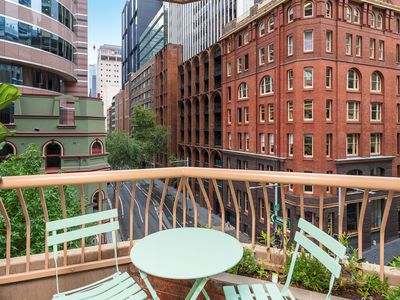 718 / 31-43 King Street, Sydney