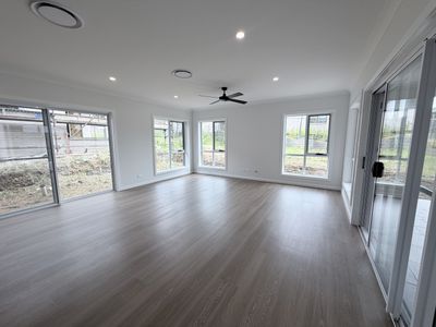 8 Kookaburra Crescent, North Richmond