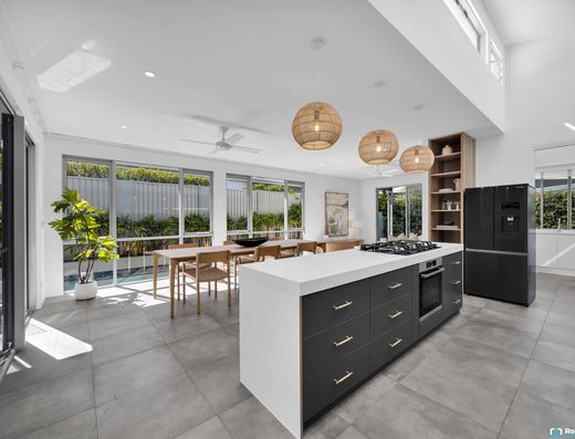 Inspired Design, Seamless Living, Prestigious Address image 9