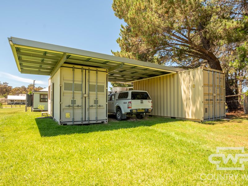 2718 Torrington Road, Torrington