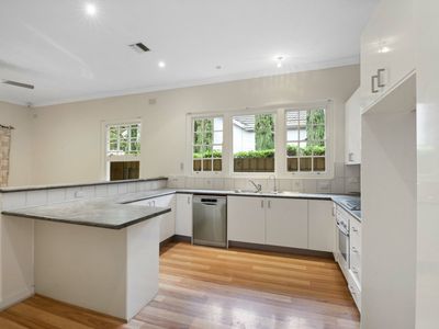 2 Penarth Avenue, Beaumont