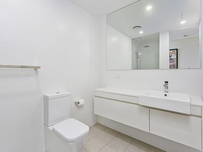 502 / 3 Grand Court, Fairy Meadow