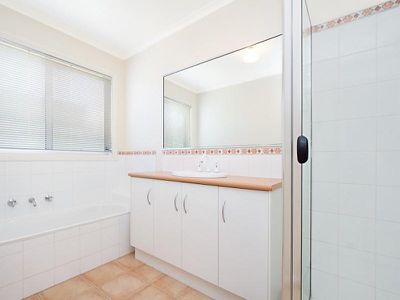 2 Battunga Court, Strathfieldsaye