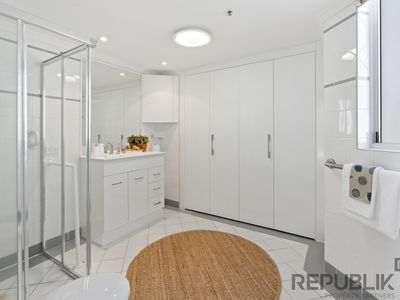 63 / 11-17 Hughes Avenue, Main Beach