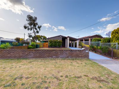 132 Treasure Road, Queens Park