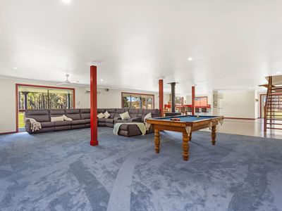 2017 THE LAKES WAY, Rainbow Flat