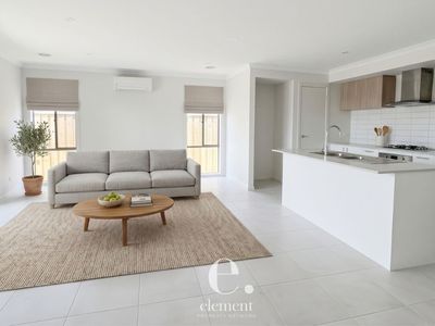 39 Pickering Crescent, Lara